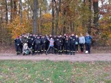 Niedzielna akcja sprzątania lasu w Sobanicach Leśnictwo Nacpolsk
